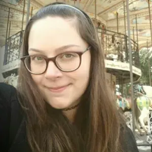 Pet Sitting – Alice, College Student