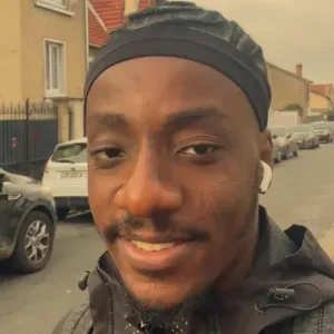 Excellent Housekeeper in Paris