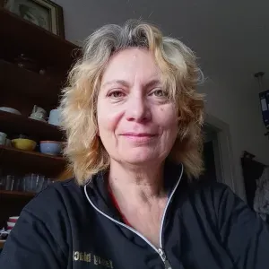 Addetta alle pulizie precisione,cortesia e competenza