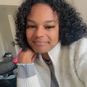 Baby sitter expérimenté sur Fréjus 