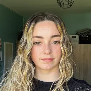 Baby-sitter pour petits bonheurs 