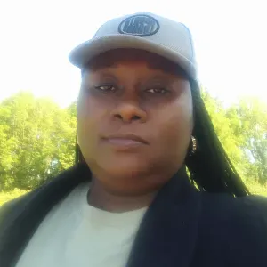 Baby-sitter expérimenté à Agen