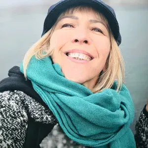 Recherche dame de compagnie