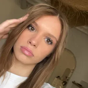 Soutien scolaire et aide aux devoirs.