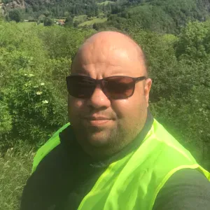 Agente de limpieza calificado 