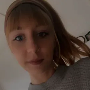 Garde d'enfants sérieuse et attentionnée