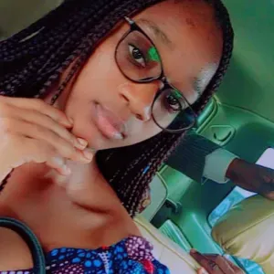 Baby-sitter douce et responsable