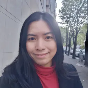 Une nounou recherche un emploi à temps partiel