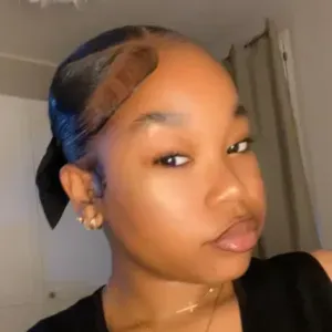 Baby-sitter expérimentée à en Ile-De-France 