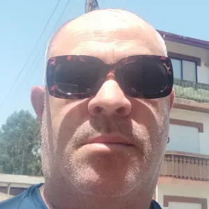 Empregado de limpeza especial e delicada