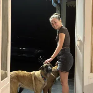 Pet-sitter douce et sérieuse de 17 ans à Aimargues 