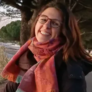 SUPER NOUNOU expérimentée, créative, sportive et à l'écoute