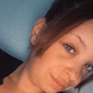 Femme de ménage à côté de Royan 