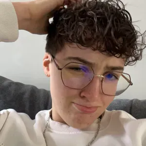 Baby sitter débutante sur tours 