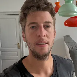 Cherche femme de ménage demain apres Midi (urgent)