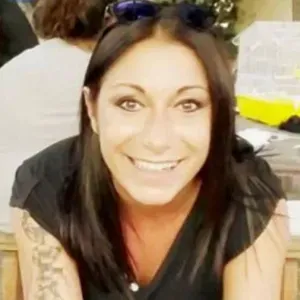 Addetta alle pulizie con esperienza pregressa seria precisa 