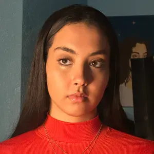 Canguro con experiencia , personas mayores y niños pequeños.