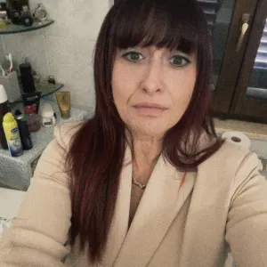 Signora paziente e premurosa cerca lavoro 