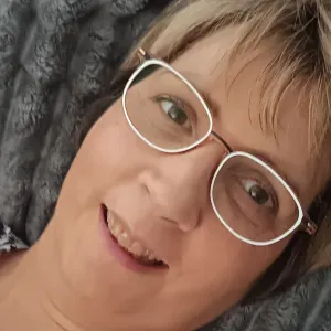 Baby sitter expérimentée passionnée par les enfants
