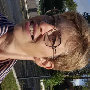 Garde d'enfants expérimentée au domicile des parents