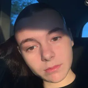 Baby-sitter expérimenté à tournehem-sur-la-hem