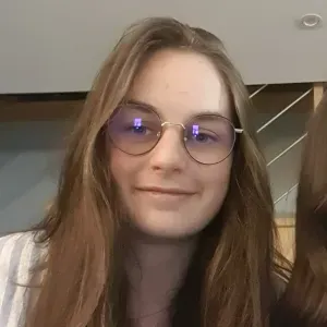 	Baby-sitter de 18 ans sérieuse et motivée