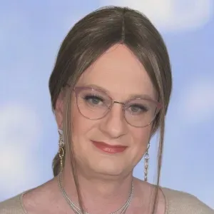 Gouvernante expérimentée et polyvalente 