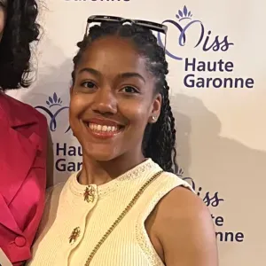 En recherche de Baby sitting , sortie de crèche/école