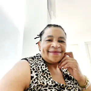 Compasionate carer in Portugal
