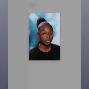 Baby-sitter 16 ans je me déplace à domicile 