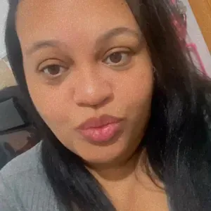 Babysitter com experiência emArruda dos vinhos 