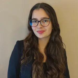 Babysitter com experiência em Oeiras/Carcavelos