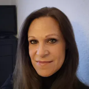 Femme de ménage avec 27 ans d'experience á Luxemburgo 