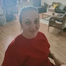 Ménage , garde personne agees