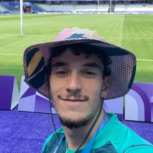 Baby-sitter en banlieue parisienne 