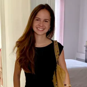 Baby-sitter attentionnée près de chez vous !