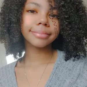 Baby-sitter débutante à Saint-Fargeau-Ponthierry !