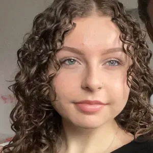 Jung Erwachsene als Babysitter Solingen