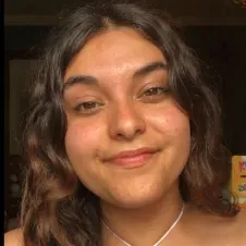 Babysitter com experiência nazona de Tomar