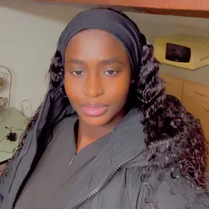 Femme de ménage et aide à domicile 