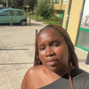 Cuidadora compassiva em Braga 