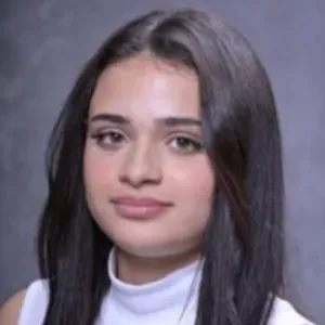 Baby-sitter étudiante à Angers 