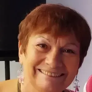 Jeune mamie propose de garder vos enfants 