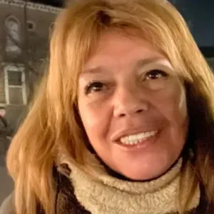 Nounou disponible plein temps - Paris . 