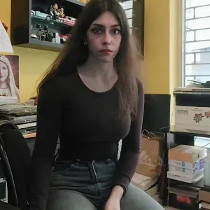 Babysitter/petsitter . Piemonte 