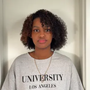 Baby-sitter sérieuse – Disponible 1 semaines au Luxembourg