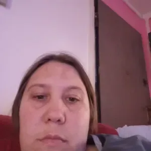 Bonjour j'adore m'occuper des animaux chats chiens et autres