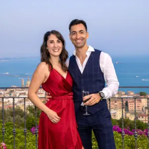 Cerco una tata con esperienza per neonata da Gennaio