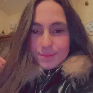 Pet sitter douce & formée, garde à domicile & balades