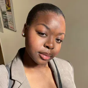 Baby-sitter sérieuse avec expérience bébé et enfant. PARIS 